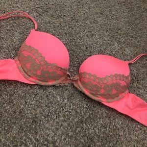 Victoria’s Secret push-up bra